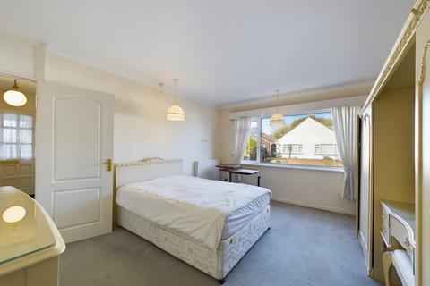 6 Cornwallis Gardens, Broadstairs, CT10 1DW