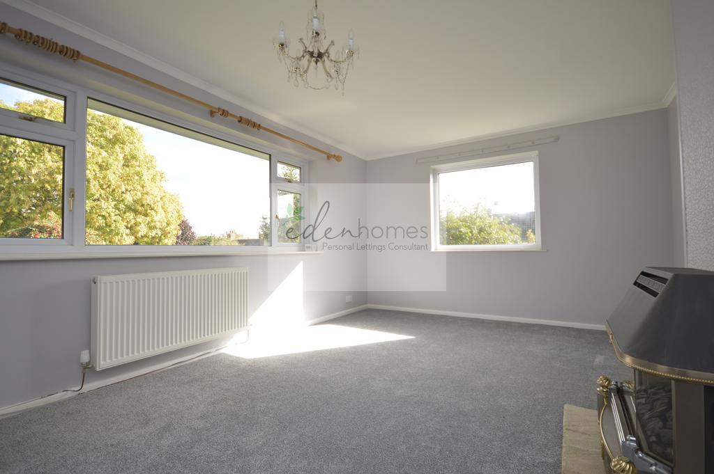 House in Gloucester - View 5