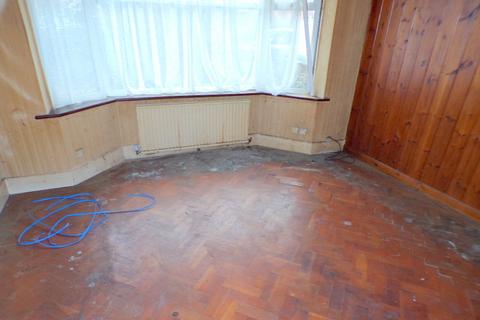 9 Cox Avenue, Bournemouth, BH9 3LY