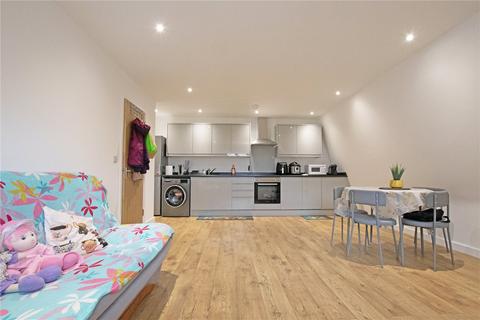 1 bedroom penthouse to rent - East Grinstead