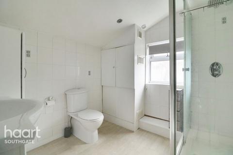 6 Brunswick Crescent, London, N11 1EB
