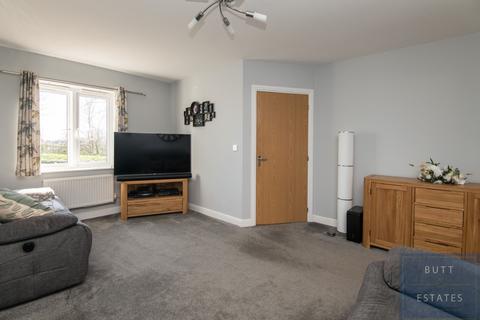 7 Vernon Crescent, Exeter, EX2 7GB