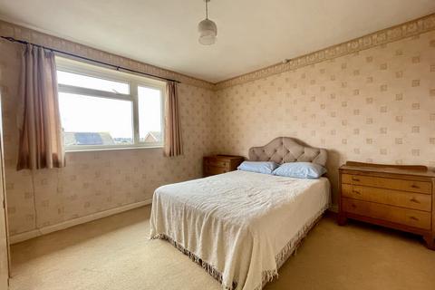 7 Bennett Close, Exeter, EX2 8UL