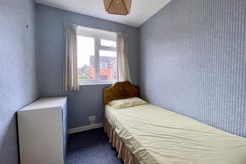 7 Bennett Close, Exeter, EX2 8UL