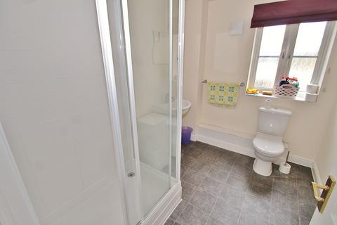 38 Ashcombe Crescent, Witney, OX28 6GL