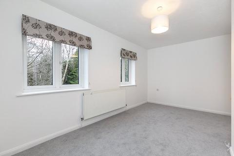 1 bedroom apartment for sale, Coulsdon Road, COULSDON, Surrey, CR5