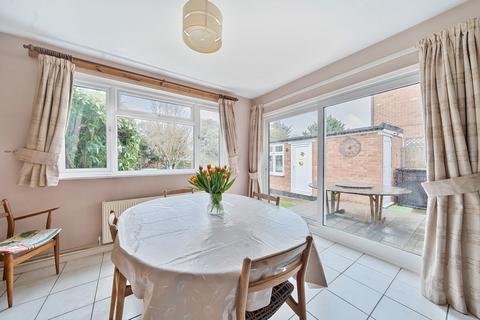 3 bedroom semi-detached house for sale - Whitby Road, Ruislip, Middlesex