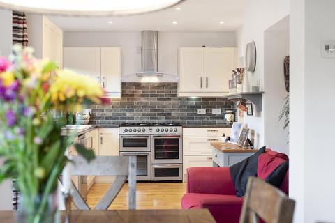 12 Coldharbour Close, Henley-on-thames, RG9 1QF