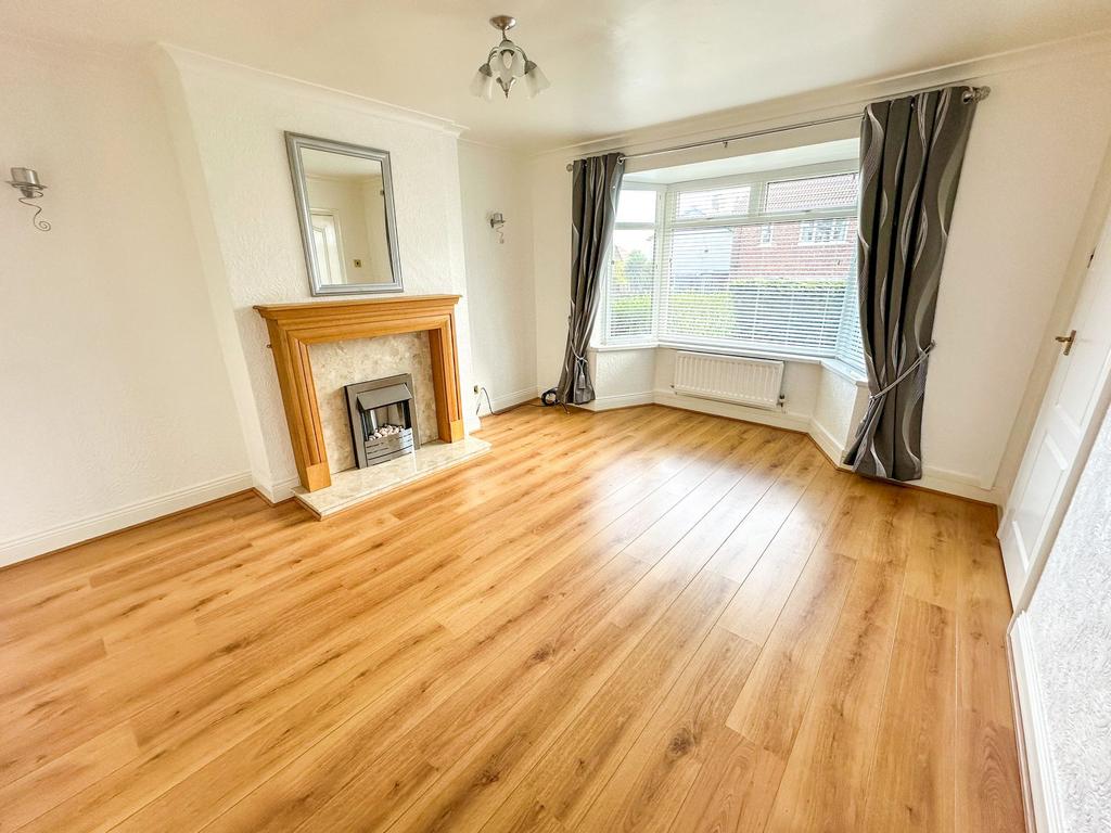 Metcalfe Crescent, Murton, SR7 4 bed semidetached house for sale £