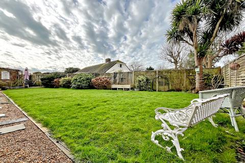 3 bedroom bungalow for sale, Sea Lane Gardens, Ferring, Worthing, West Sussex