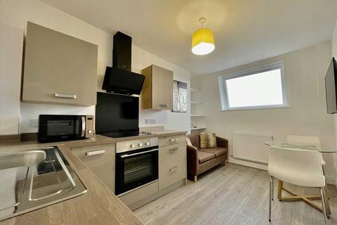 2 bedroom apartment to rent, North Road East, Plymouth, Plymouth