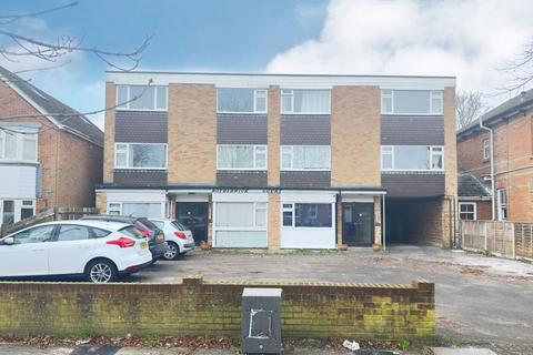1 bedroom flat for sale - Flat 1, Rotherwick Court, 72 Alexandra Road, Farnborough, Hampshire, GU14 6DD