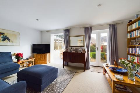 3 bedroom semi-detached house for sale - Ridgeway Close, Birdlip, Gloucester, Gloucestershire, GL4