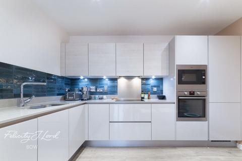 2 bedroom flat for sale, Nellie Cressall Way, Bow, E3