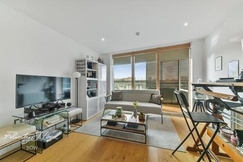 1 bedroom flat for sale, Barry Blandford Way, London