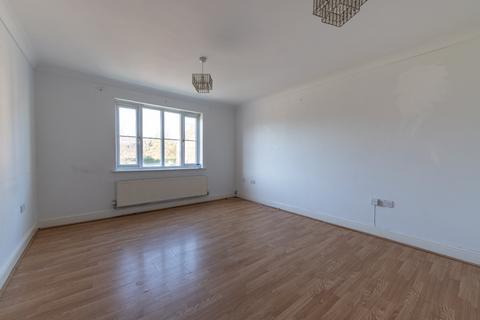 16 Kendall Gardens, Gravesend, DA11 0EE