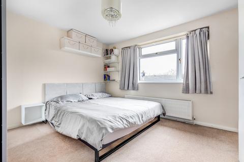 22 Gloucester Gardens, Sutton, SM1 3EY