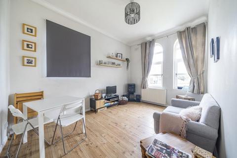 1 bedroom flat for sale, Cranes Park, Surbiton