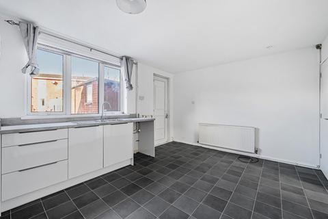 24 Barnfield, Wrexham, LL13 7HE