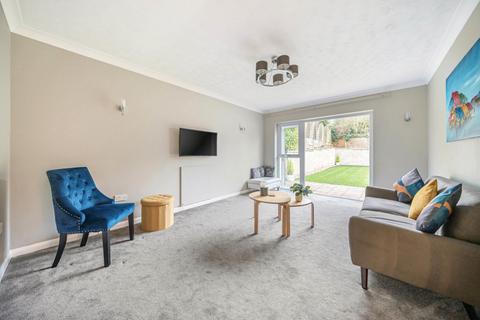 16 Joiners Lane, Chalfont St Peter, Gerrards Cross, SL9 0AA