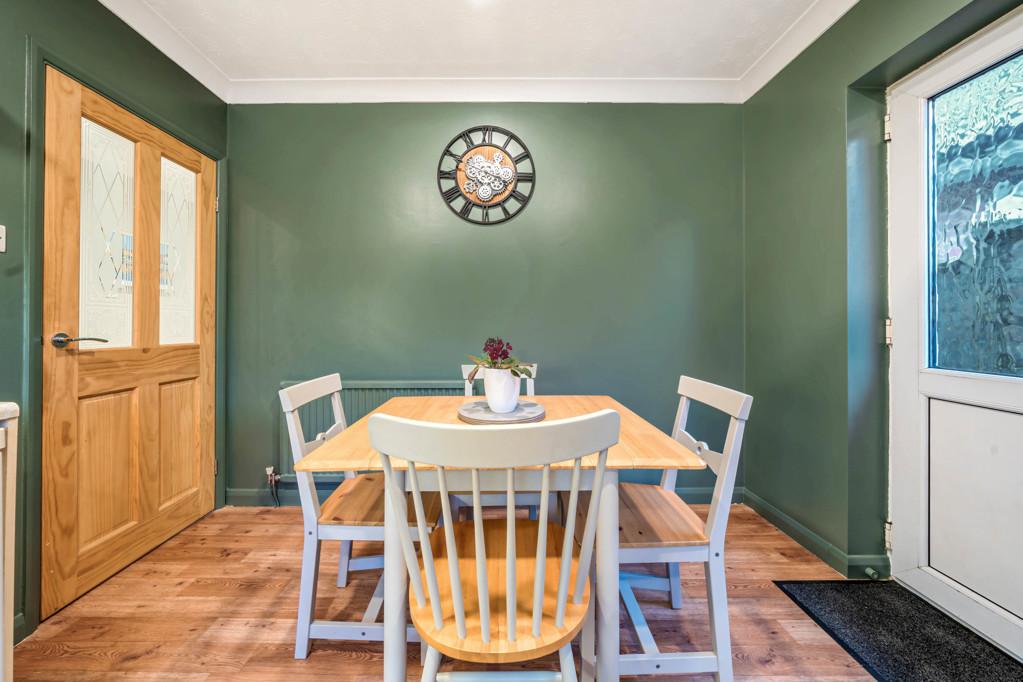 1078688 (4).jpg