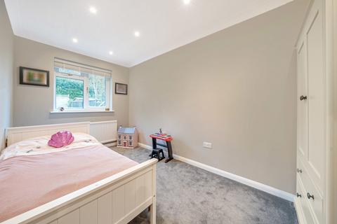 16 Joiners Lane, Chalfont St Peter, Gerrards Cross, SL9 0AA