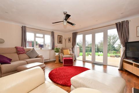 4 bedroom detached bungalow for sale, Wyatts Lane, Northwood, Isle of Wight
