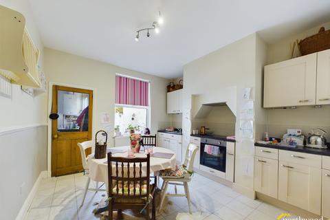 18 Bridge Street, Macclesfield, SK11 6EG