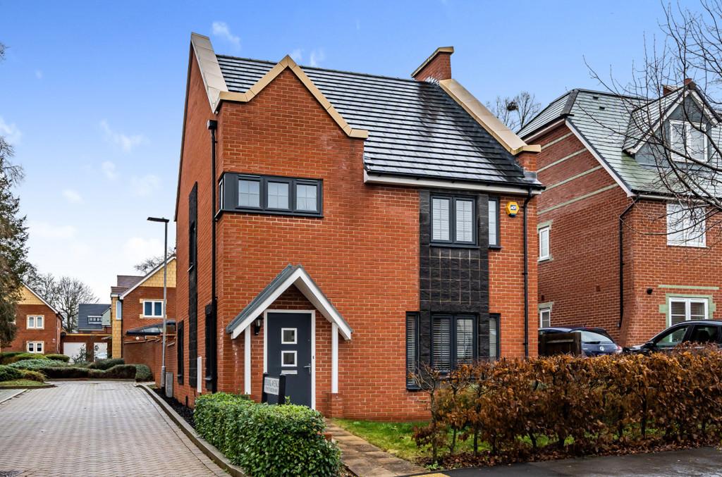 Kennedy Avenue, High 4 bed detached house for sale £650,000