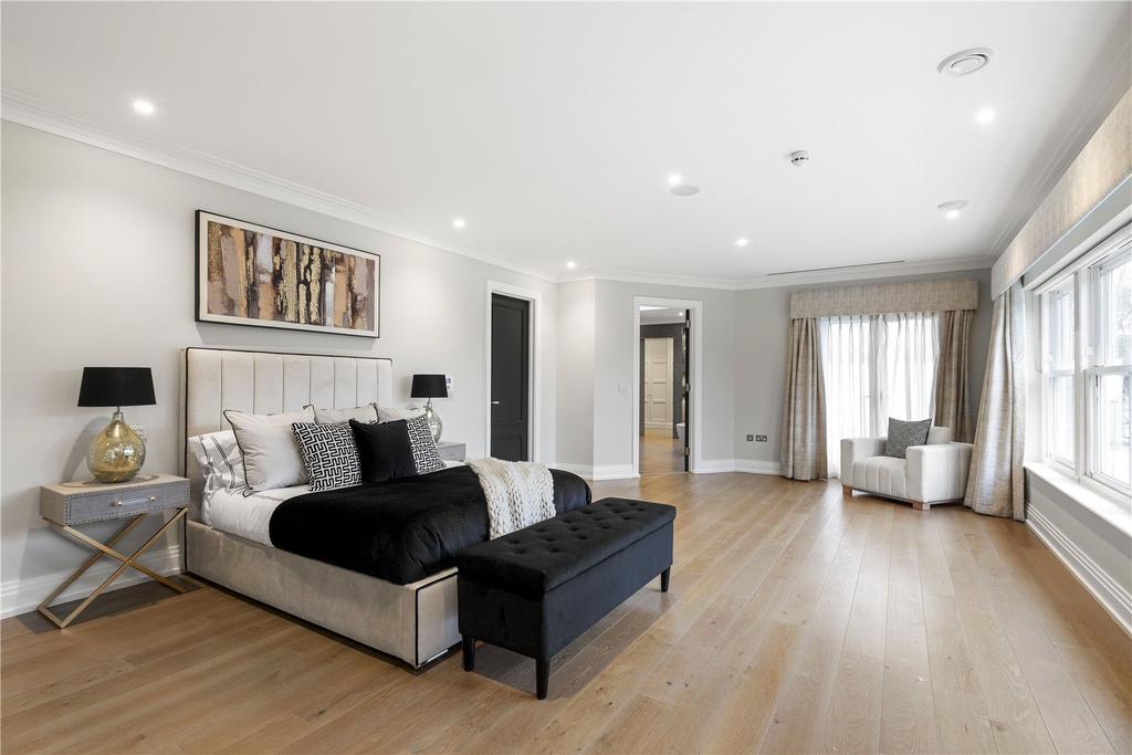 Principal Bedroom