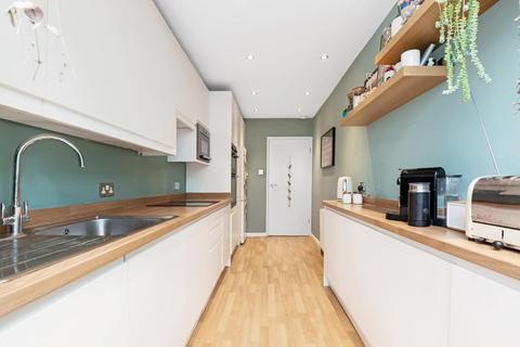 3 bedroom house for sale - Courtmead Close, Herne Hill, London, SE24