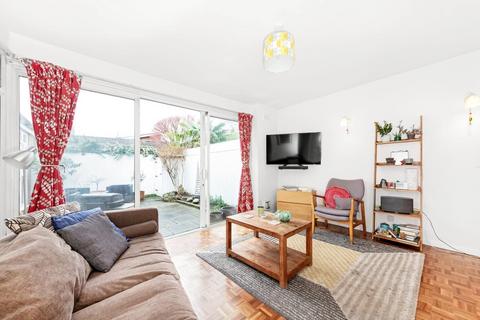 3 bedroom house for sale, Courtmead Close, Herne Hill, London, SE24