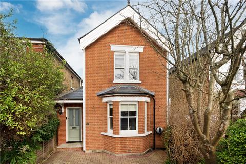 63 Beauchamp Road, West Molesey, KT8 2PG