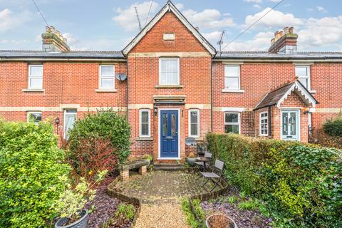 2 bedroom terraced house for sale - Burgess Road, Bassett, Southampton, Hampshire, SO16