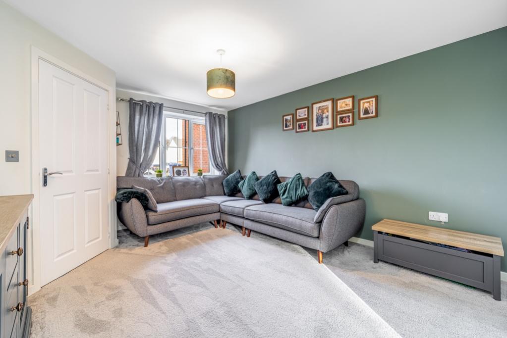 2 Swift Gardens (Kirton)-8