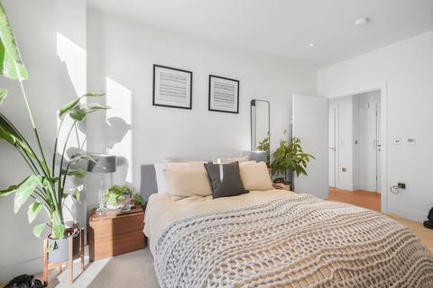 2 bedroom apartment for sale, Battersea exchange, London SW8