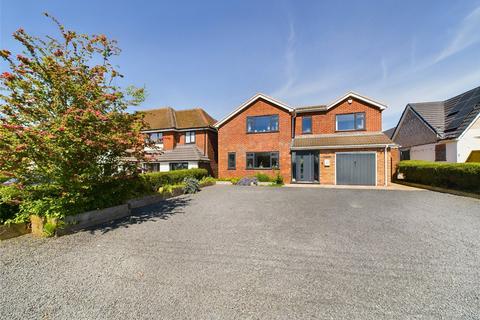 4 bedroom detached house for sale, Whittington, Worcester, Worcestershire, WR5