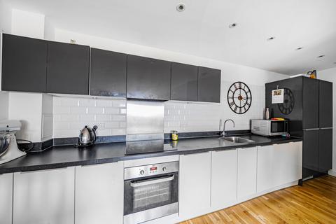 2 bedroom apartment for sale, Arla Place, Ruislip, Middlesex
