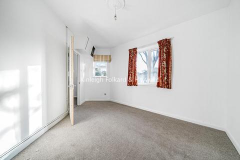 2 Cameron Road, Bromley, BR2 9AR