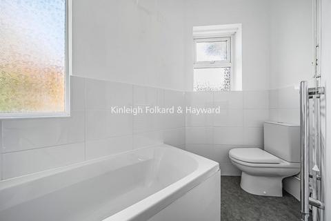2 Cameron Road, Bromley, BR2 9AR