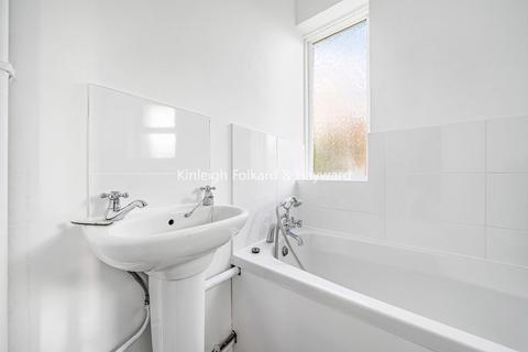 2 Cameron Road, Bromley, BR2 9AR
