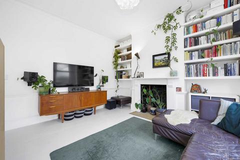 2 bedroom flat for sale - High Road, Leyton, E10