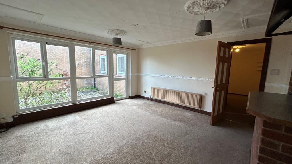 Stanwell Close, Sheffield, South... 2 bed flat £695 pcm (£160 pw)