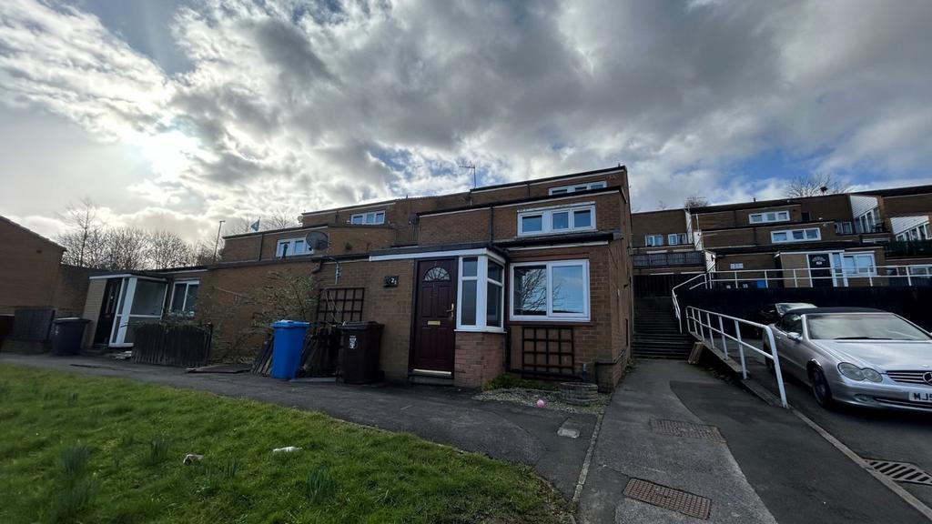 Stanwell Close, Sheffield, South... 2 bed flat £695 pcm (£160 pw)