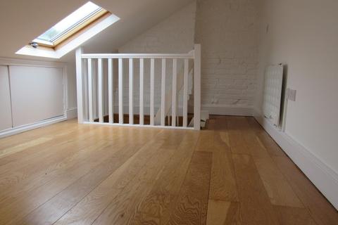 undefined, Dollis Road, London N3