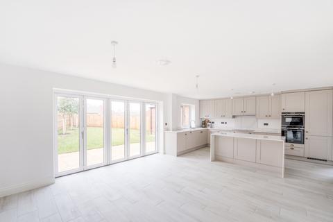 4 bedroom detached house for sale - Plot 5, The Henley at Hayfield Manor, 1, Miller Way OX17
