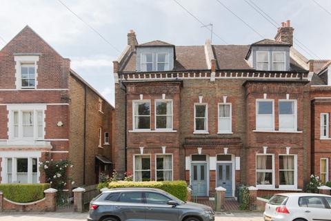 5 Cormont Road, London, SE5 9RA