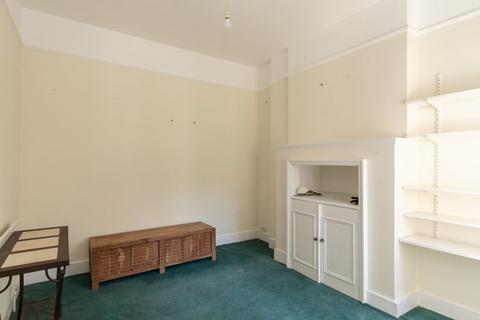 5 Cormont Road, London, SE5 9RA
