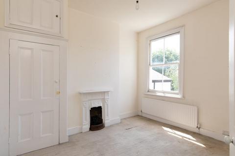 5 Cormont Road, London, SE5 9RA