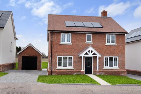 4 bedroom detached house for sale, Field View, Steeple Bumpstead